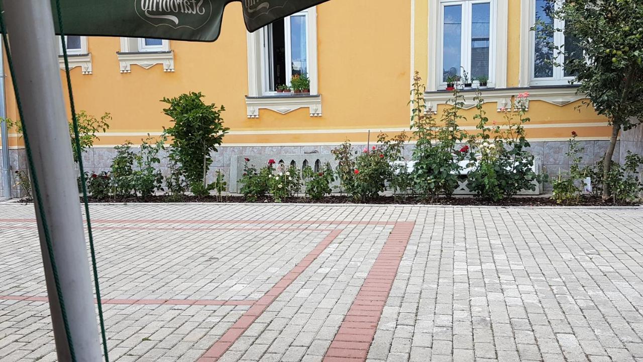 Penzion Duong Apartments Karlovy Vary Esterno foto